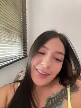 Latina vanessa online show from 02/21/26, 03:35