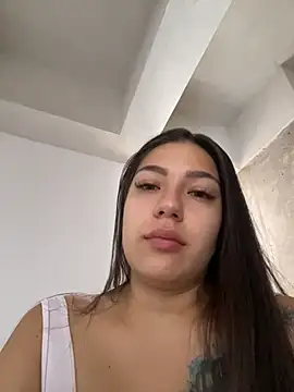 Latina vanessa online show from 05/28/26, 01:30