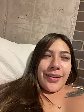 Latina vanessa online show from 07/01/26, 03:41