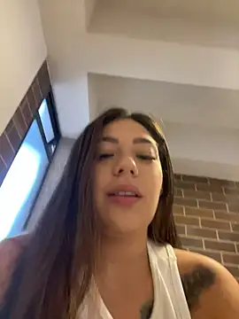 Latina vanessa online show from 07/19/26, 11:19