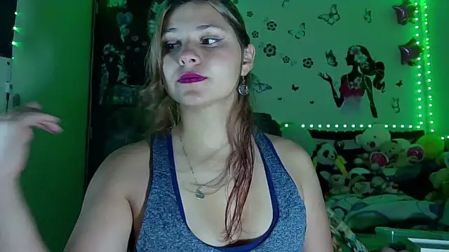 Snapshot of Elith_20 chatting on 09/13/25, 04:23 Elith 20 online show from 09/13/25, 04:23