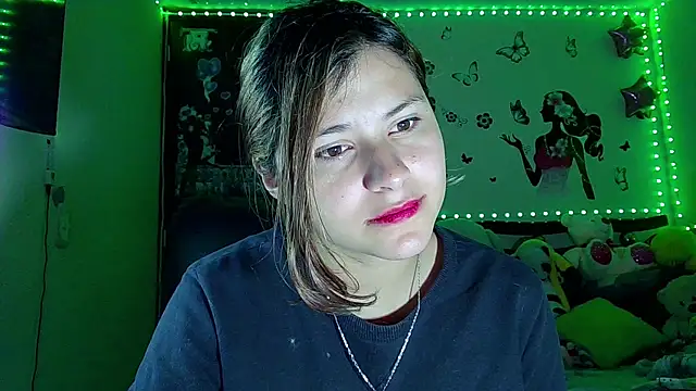 Snapshot of Elith_20 chatting on 09/17/25, 03:41 Elith 20 online show from 09/17/25, 03:41