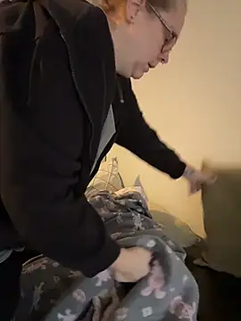 Snapshot of Big_Beautiful_MILF chatting on 11/20/25, 12:16 Big Beautiful MILF online show from 11/20/25, 12:16