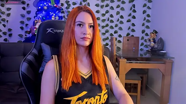 Snapshot of Amypond__ chatting on 12/18/24, 03:04 Amypond online show from 12/18/24, 03:04