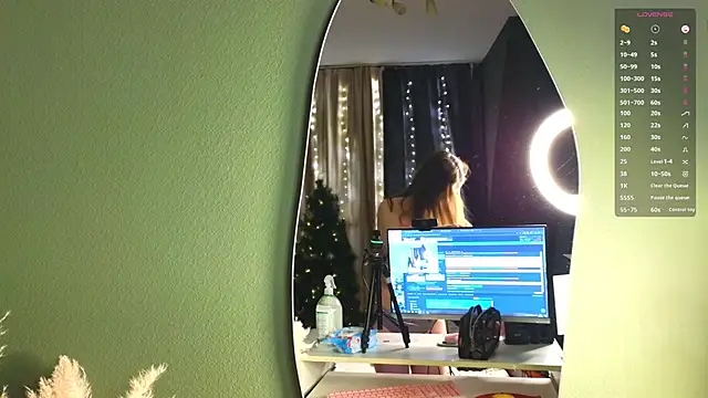 Snapshot of SquirtBabee chatting on 02/07/26, 04:00 SquirtBabee online show from 02/07/26, 04:00