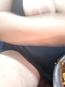 Rozittaa online show from 10/20/25, 02:50