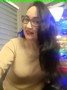 Snapshot of CamilleDesire chatting on 12/26/24, 04:04 CamilleDesire online show from 12/26/24, 04:04