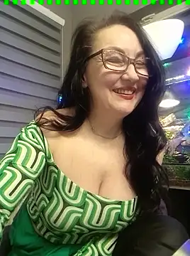 Snapshot of CamilleDesire chatting on 02/10/25, 05:41 CamilleDesire online show from 02/10/25, 05:41