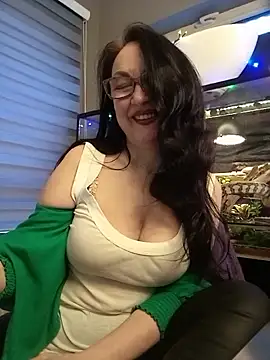 Snapshot of CamilleDesire chatting on 03/12/25, 05:07 CamilleDesire online show from 03/12/25, 05:07