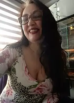 Snapshot of CamilleDesire chatting on 03/14/25, 04:40 CamilleDesire online show from 03/14/25, 04:40