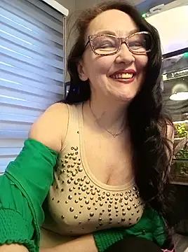 Snapshot of CamilleDesire chatting on 03/22/25, 05:52 CamilleDesire online show from 03/22/25, 05:52