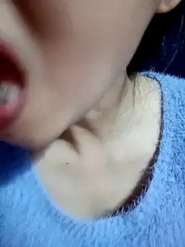 Snapshot of Hana_love20 chatting on 11/09/25, 02:15 Hana love20 online show from 11/09/25, 02:15