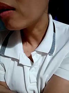 Snapshot of Hana_love20 chatting on 11/11/25, 05:29 Hana love20 online show from 11/11/25, 05:29