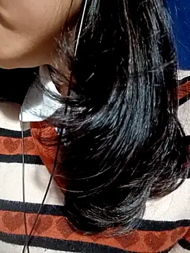 Snapshot of Hana_love20 chatting on 11/26/25, 05:41 Hana love20 online show from 11/26/25, 05:41