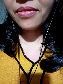 Snapshot of Hana_love20 chatting on 12/02/25, 02:23 Hana love20 online show from 12/02/25, 02:23