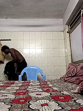 TamizhanKishwin7 online show from 10/21/25, 11:27