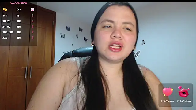 Sarahros1 online show from 10/21/25, 03:18