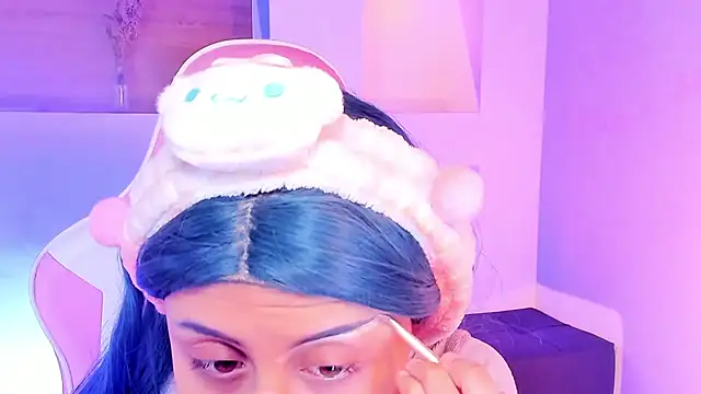 SharonBoone online show from 01/11/25, 03:55