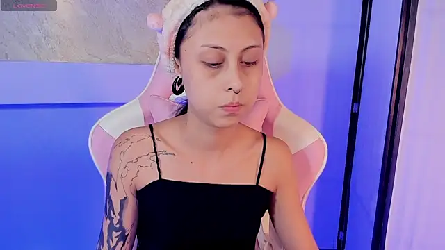 SharonBoone online show from 03/04/25, 03:33