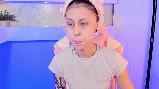 SharonBoone online show from 03/08/25, 03:39