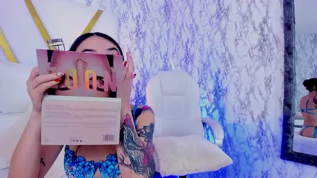 Snapshot of Athziry_ chatting on 12/18/24, 09:40 Athziry online show from 12/18/24, 09:40