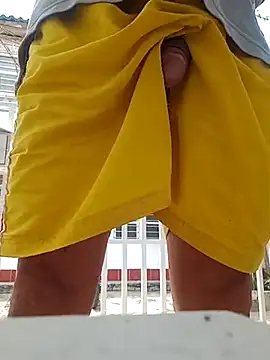 Snapshot of montereal1212 chatting on 03/13/25, 05:18 montereal1212 online show from 03/13/25, 05:18