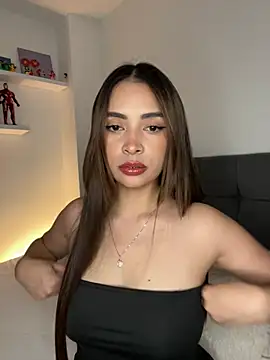 Snapshot of soy_paulina chatting on 01/14/25, 04:04 soy paulina online show from 01/14/25, 04:04