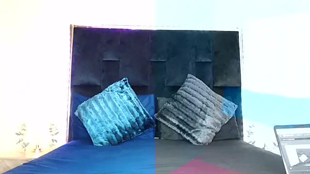 DarkButterfly99 online show from 10/30/25, 03:57