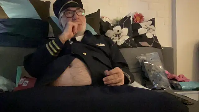EroticVenetian online show from 02/16/25, 07:05