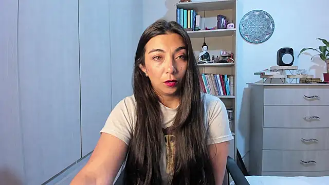 Karla hernandez  online show from 06/22/26, 10:23