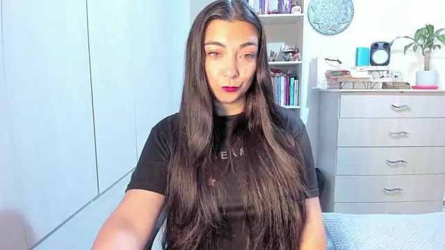 Karla hernandez  online show from 07/14/26, 10:32