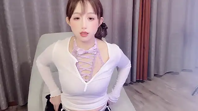 xiaotaozi163 online show from 12/17/24, 08:45