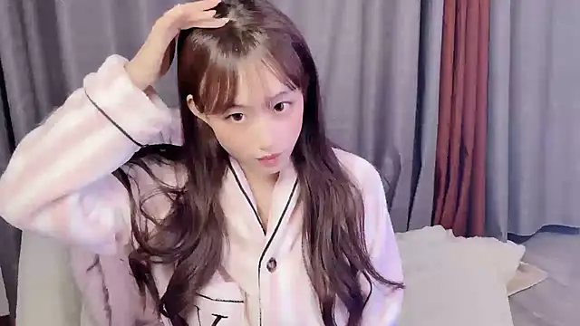 xiaotaozi163 online show from 12/23/24, 01:13