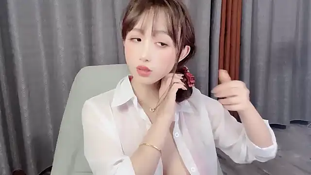 xiaotaozi163 online show from 12/26/24, 03:31