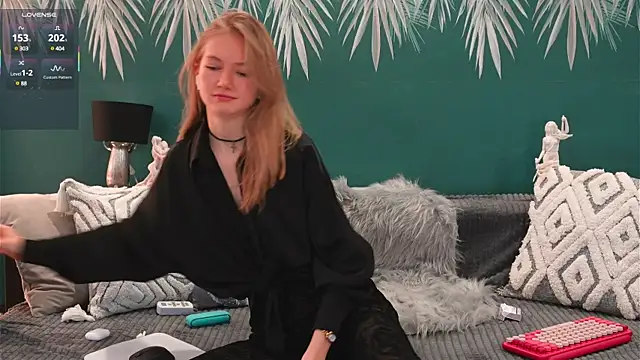 Alexandra Demore online show from 03/01/25, 11:47