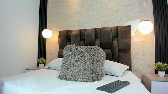 Snapshot of keyla__ross chatting on 12/24/24, 06:39 keyla ross online show from 12/24/24, 06:39