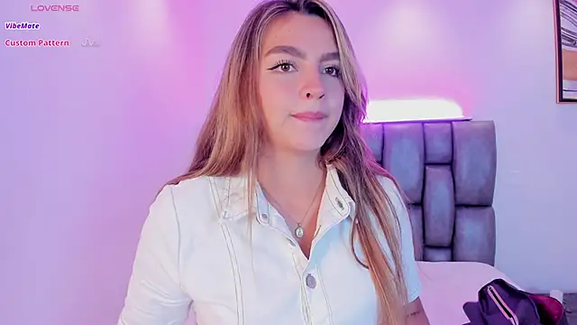ambarcarterr online show from 03/10/25, 04:25