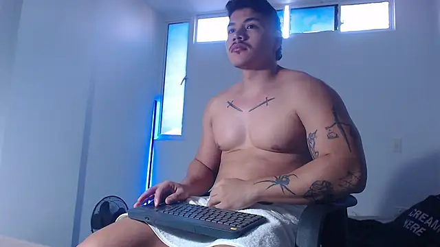 Snapshot of paulo_allen chatting on 11/06/25, 12:39 paulo allen online show from 11/06/25, 12:39