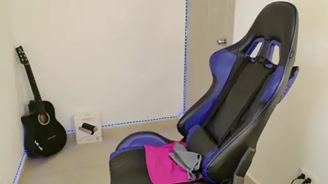 Snapshot of Juan_da01 chatting on 11/21/25, 11:47 Juan da01 online show from 11/21/25, 11:47