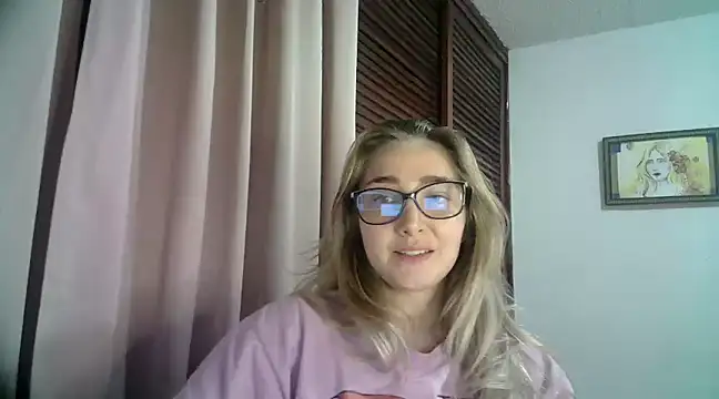 Snapshot of katy_pp chatting on 01/07/25, 05:54 katy pp online show from 01/07/25, 05:54