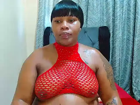 curvycloe1 online show from 12/21/24, 05:36