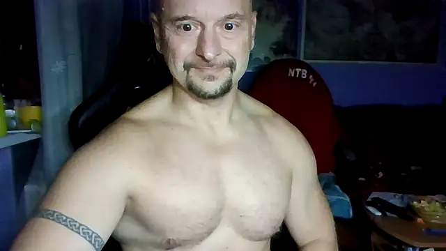 Sports-beast online show from 10/26/25, 10:04