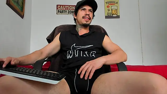 TristanWoods online show from 12/21/24, 06:34