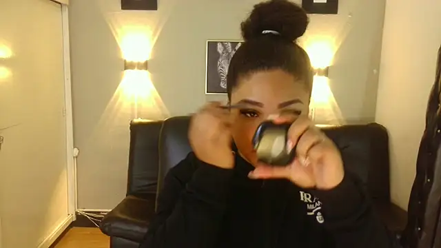 ashley Tompson1 online show from 12/30/24, 11:59