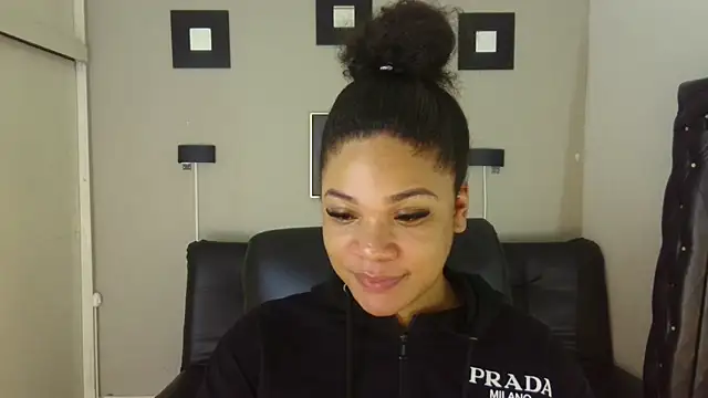 ashley Tompson1 online show from 12/30/24, 03:35