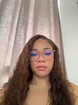 ashley Tompson1 online show from 10/17/25, 12:41