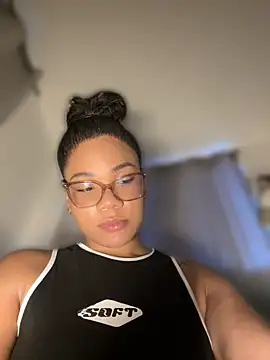 ashley Tompson1 online show from 07/25/26, 12:25