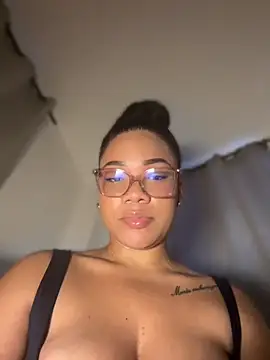 ashley Tompson1 online show from 07/28/26, 12:34