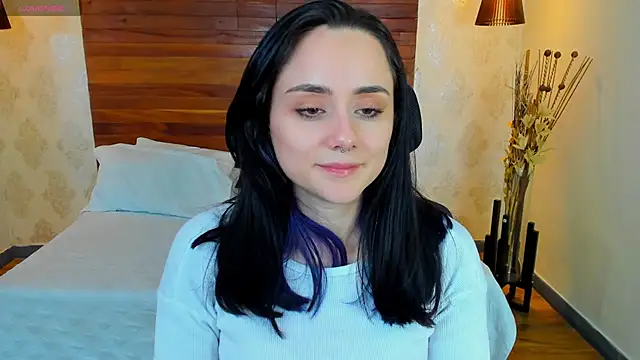 KatherineBond online show from 12/03/24, 11:57