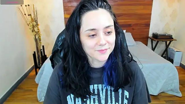 KatherineBond online show from 12/29/24, 09:41